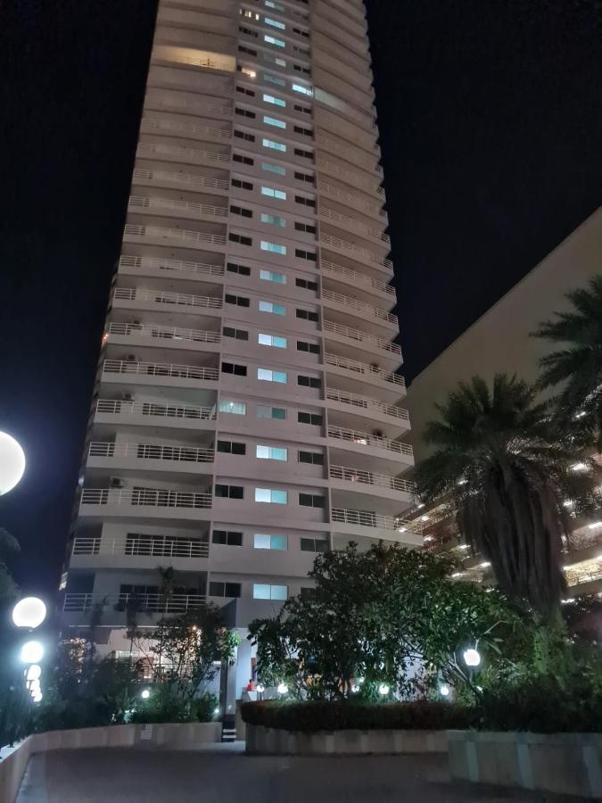 Vtsix At View Talay 6 Hotel Pattaya Exterior foto