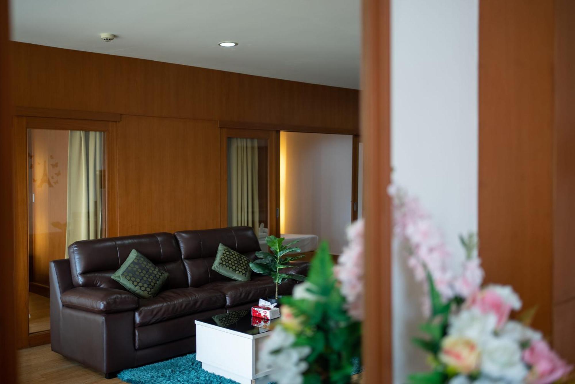 Vtsix At View Talay 6 Hotel Pattaya Exterior foto