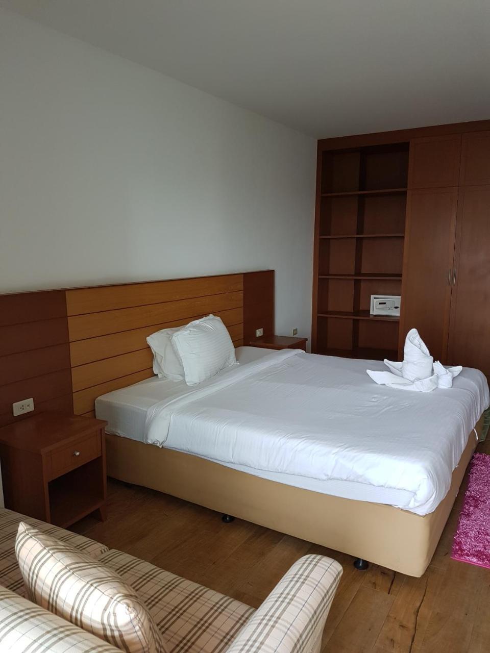 Vtsix At View Talay 6 Hotel Pattaya Exterior foto