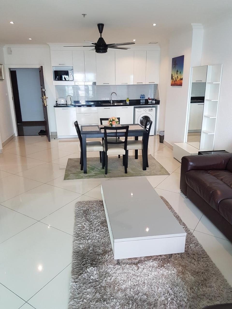 Vtsix At View Talay 6 Hotel Pattaya Exterior foto